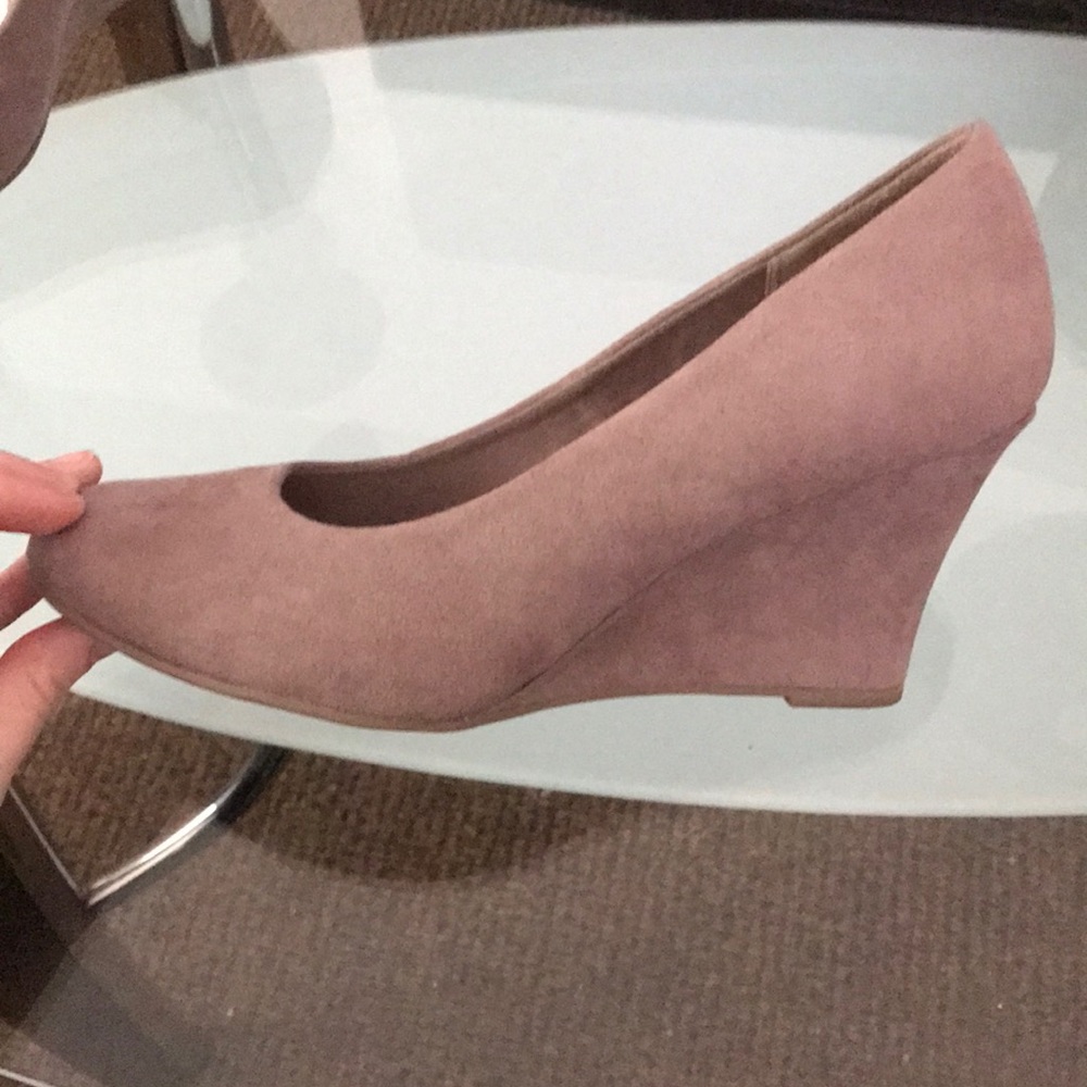 Nude faux suede wedges